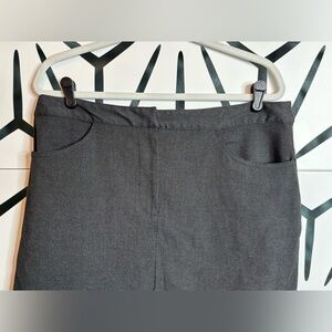 American Eagle Gray Mini Skirt with Pockets and Front Slit Size 14